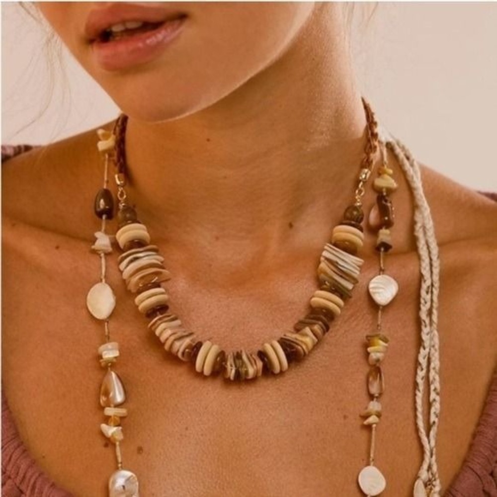***$5 Drop **NWT Free People Isabella Necklace Boho Shell Disc Leather  choker